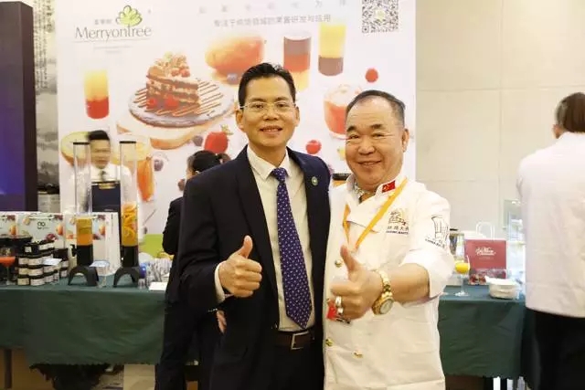 1514862715217888.jpg 美果樹醬心裸蛋糕