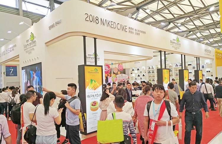 美果樹醬心裸蛋糕