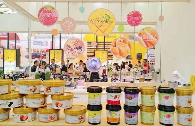 美果樹醬心裸蛋糕