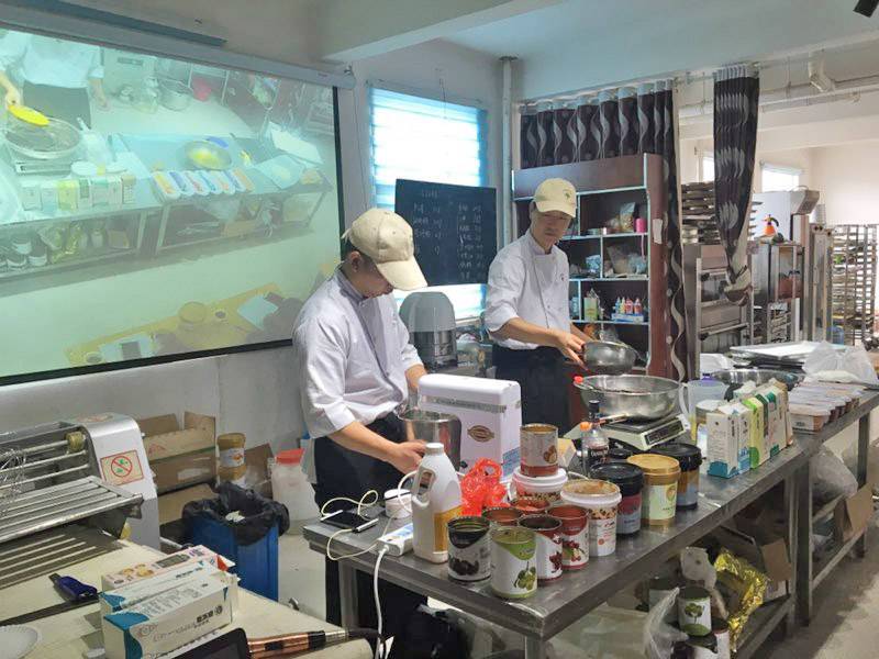 1529975525609850.jpg 1529975525609850.jpg