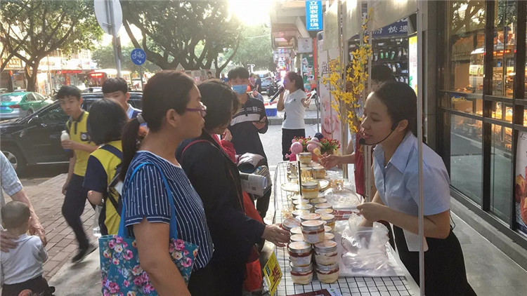 1557971232787228.jpg 美果樹醬心裸蛋糕